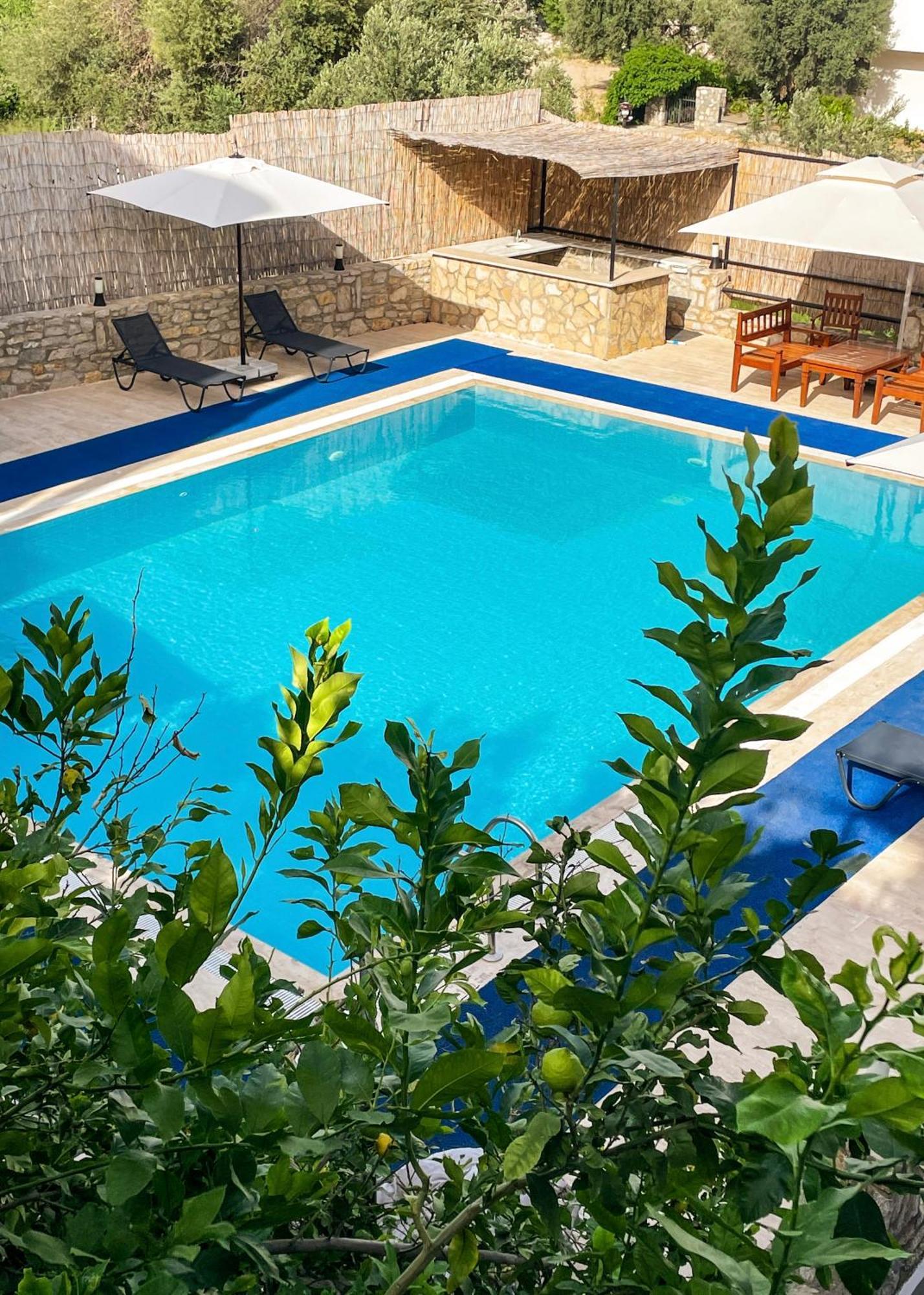Oezguem Suite Otel Datça Exterior foto