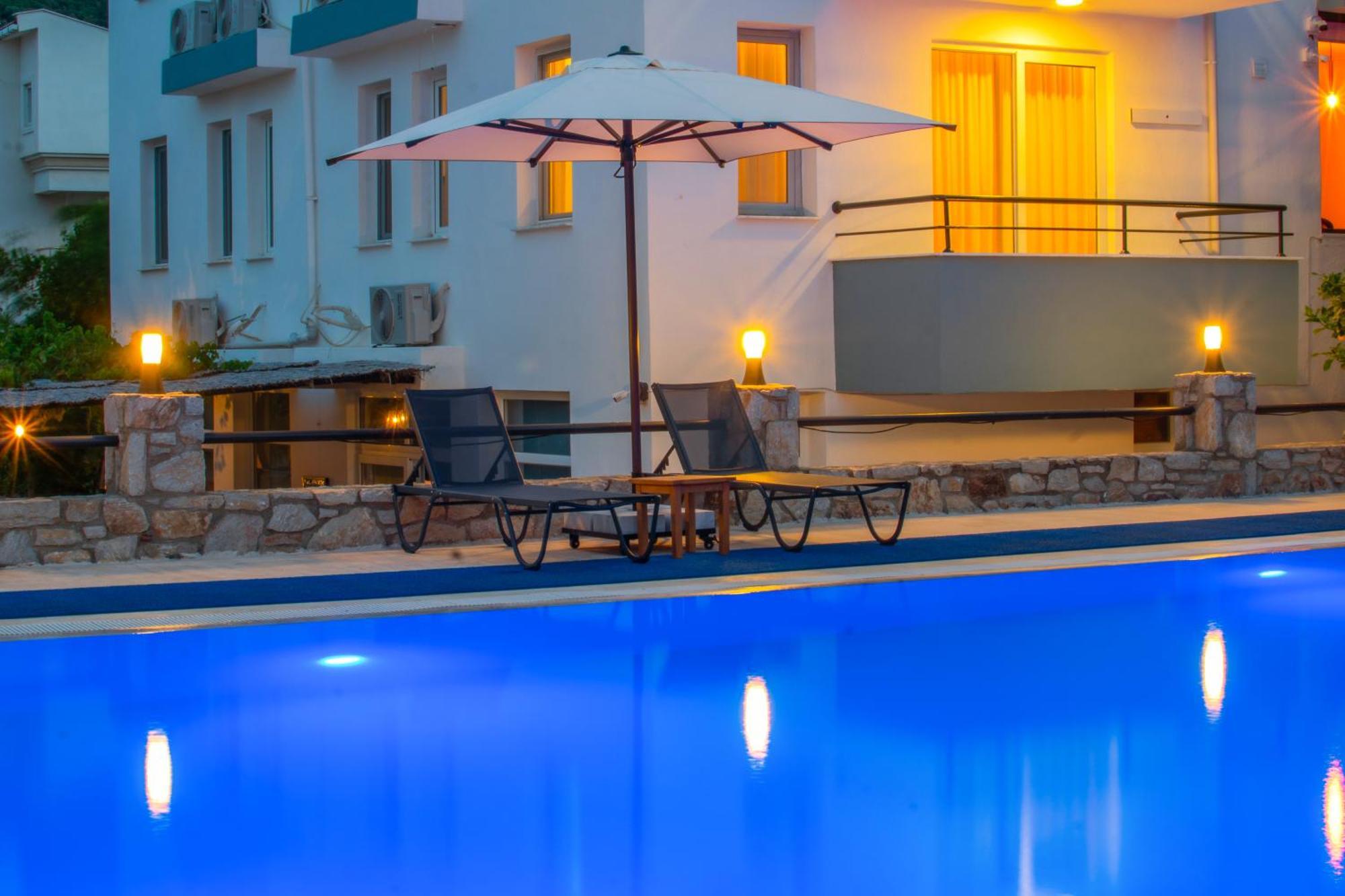 Oezguem Suite Otel Datça Exterior foto